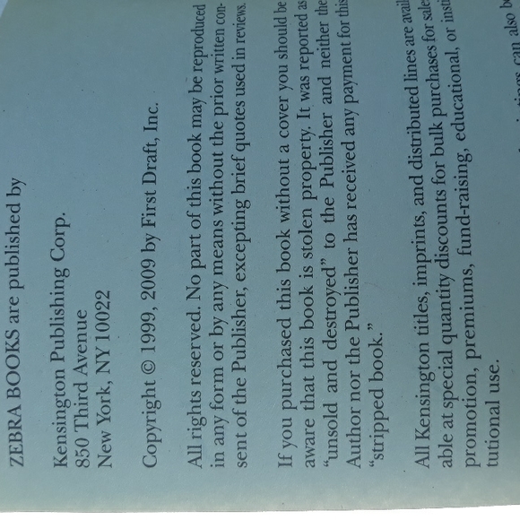 Celebration, a paperback book written by Fern Michaels 2009 - Picture 6 of 7